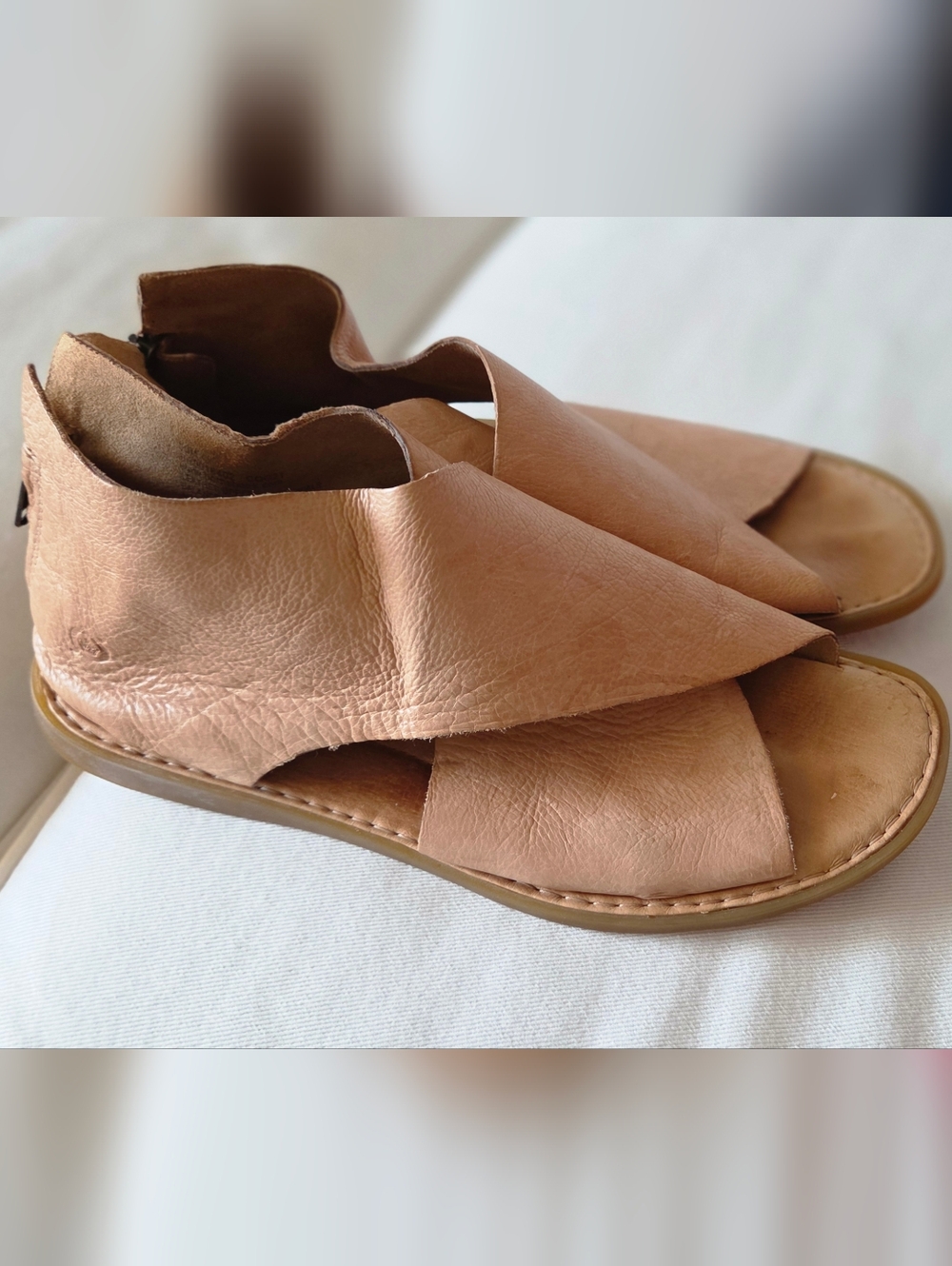 Born Women's Iwa Nude Soft Leather Sandals Size 10